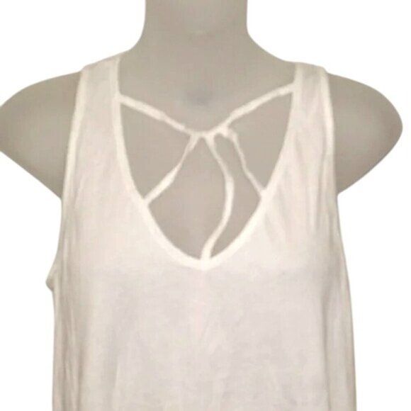 Express Cut Out White Tank Top - Picture 2 of 4
